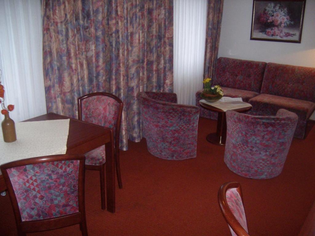 Hotel Am Bahnhof Stendal Pokój zdjęcie